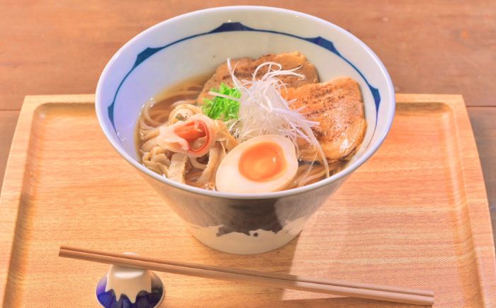 貝だし醤油ラーメン 3食セット《厚真町》【株式会社めぐみ水産】 ラーメン 貝だし 出汁 麺 スープ 即席 小分け 冷凍配送 北海道 [AXAZ010]