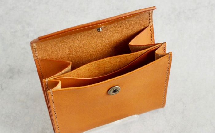 tanikoオリジナル セカンド財布（キャメル）《厚真町》【Taniko leather】 [AXAP016]
