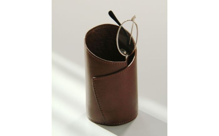 tanikoオリジナル 眼鏡スタンド《厚真町》【Taniko leather】 革 革製品 長財布 財布 メガネ メガネスタンド 文房具 ペンスタンド ギフト 北海道 [AXAP015]