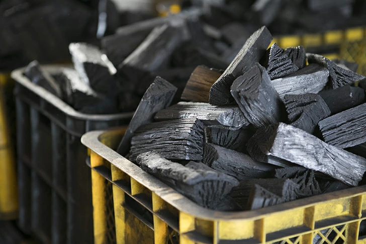 北海道の楢（ナラ）材木炭　5kg