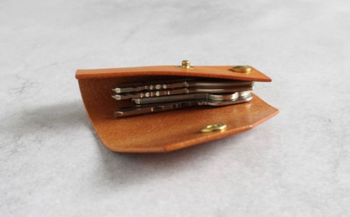 tanikoオリジナル キーケース（キャメル）《厚真町》【Taniko leather】 [AXAP026]