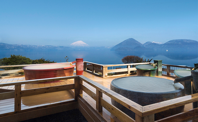 洞爺湖畔亭 ペア宿泊券(1泊2食付)  旅行 温泉 観光地 温泉 露天風呂 旅 宿泊券 宿 ホテル お食事 バイキング 和洋中 送料無料 北海道 洞爺湖町 