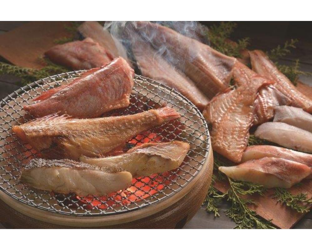 えりも【マルデン厳選】海鮮食べ比べセット【er002-020】