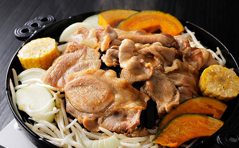 ニークファクトリーの牛・豚・ハンバーグのバラエティセット 計1.2kg 北海道産 牛肉 豚肉 冷凍ハンバーグ