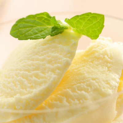 十勝ジャージーミルキーアイスセットB(ミルキー あずき いちご とうもろこし)北海道生乳【1707】【配送不可地域：離島】【1451318】