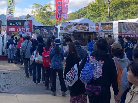 北海道十勝芽室町 特製豚丼36枚（6枚入り×6袋)・牛カルビ串６本セット　me046-001c