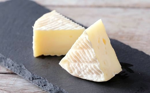 北海道十勝産の生乳使用!濃厚チーズ&バターの詰め合わせ(6種) Bセット[C2-1B]