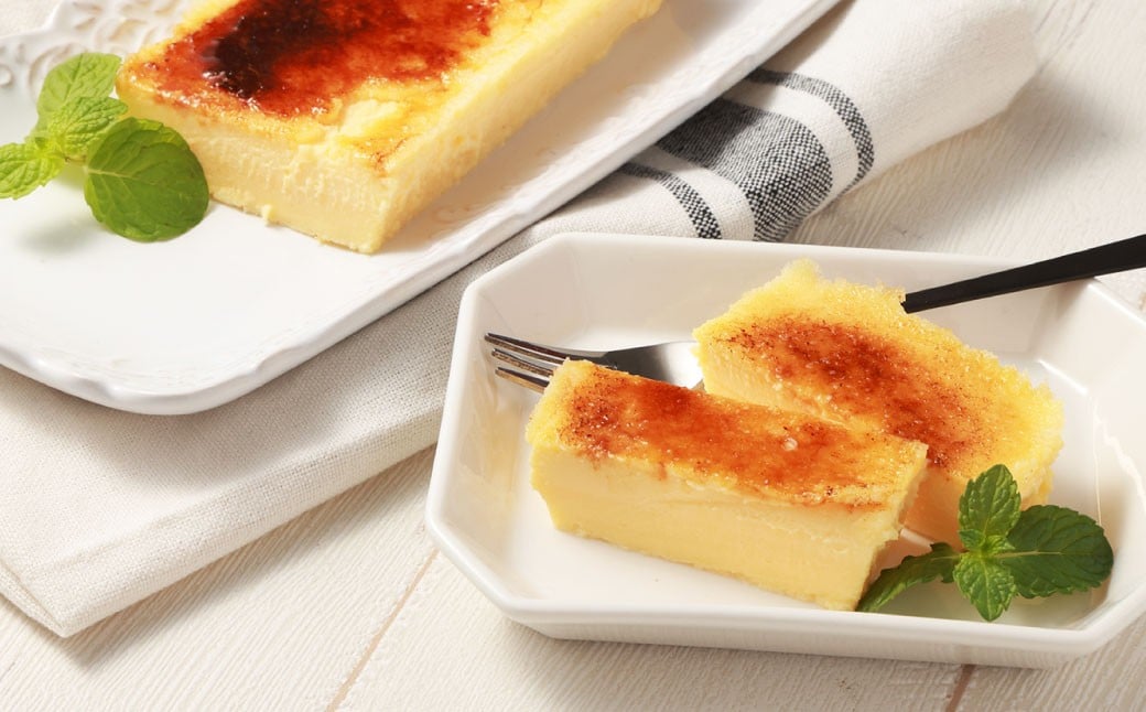 ドライフルーツとナッツのカッサータ （約200g×2本） ・ 中札内たまごのカタラーナ （約200g×2本） 合計800g カッサータ カタラーナ ドライフルーツ ナッツ 中札内たまご 中札内卵 たまご 卵 アイスチーズケーキ チーズケーキ カスタードプリン 焦がしカラメル アイス 北海道 中札内村 冷凍 [007-0213]