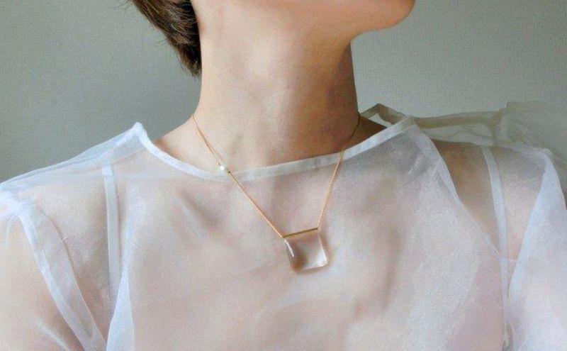 loupe necklace ネックレス パール1個 【ガラス シャープ ロング シンプル クール シャープ 可愛い ギフト プレゼント ハンドメイド 手作り  職人 上品 華やか  ドレス 大人の雰囲気  ラッピング 母の日 結婚式】