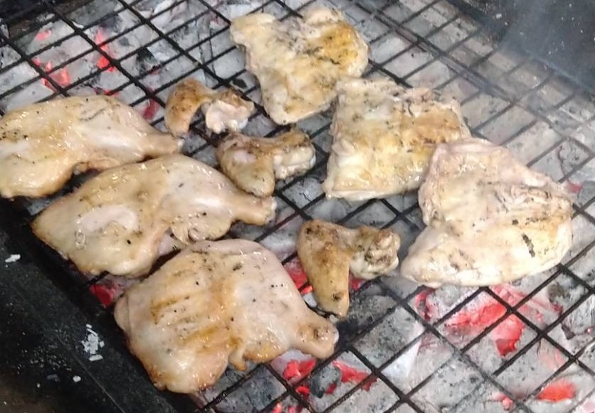 とりせい　炭焼き若どり　3人前セット(冷凍)