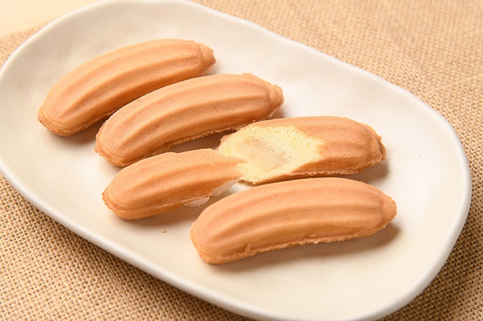 「池田銘菓」バナナ饅頭 まんじゅう 4箱32個 あんこ 餡子 伝統 明治創業 米倉 よねくら 北海道池田町