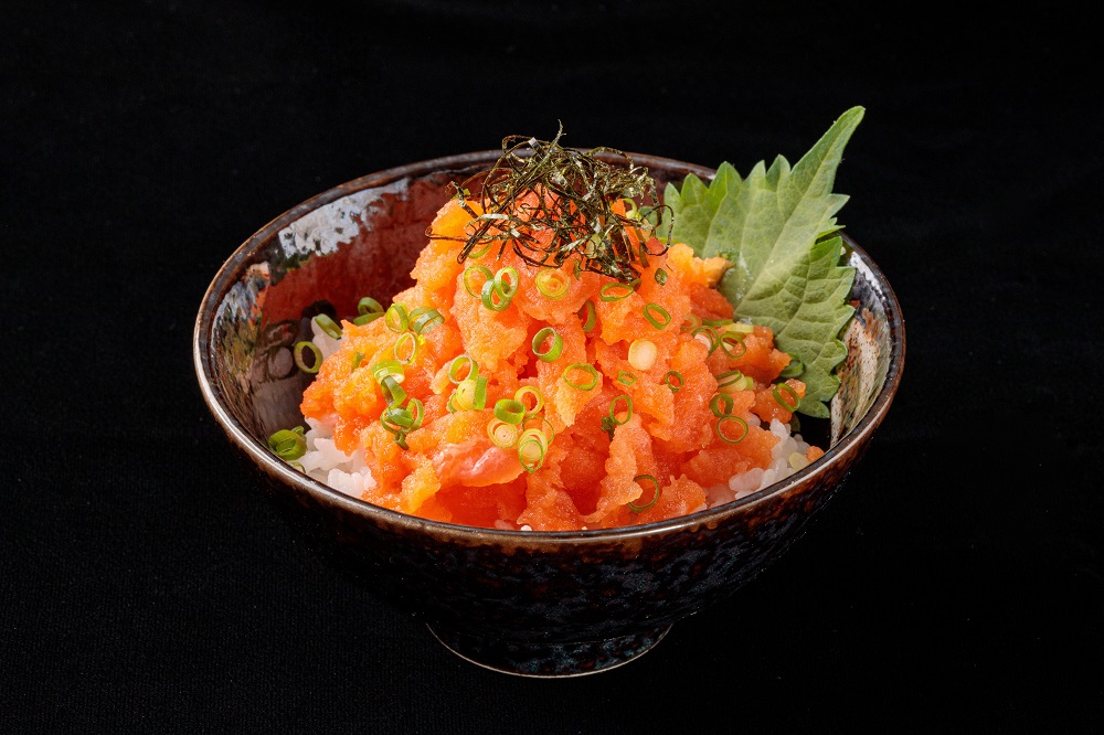 北海道 国産ドナルドサーモン中落ち付 1800g　鮭 サーモン 人気サーモン サケ 国産サーモン 国産鮭 小分け 冷凍