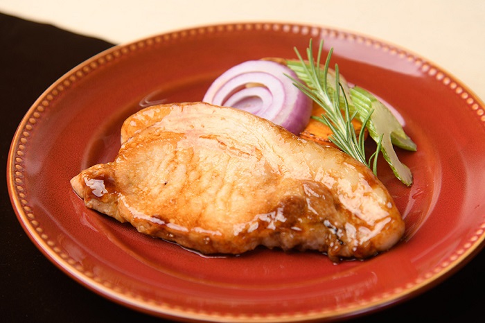 北海道 黒豚ブロックBセット4kg(1kg×４パック）豚肉 お肉 豚 ロース バラ モモ 豚ロース 豚バラ 豚もも 豚モモ肉 バラ肉 冷凍 黒豚 北海道豚 ブロック肉