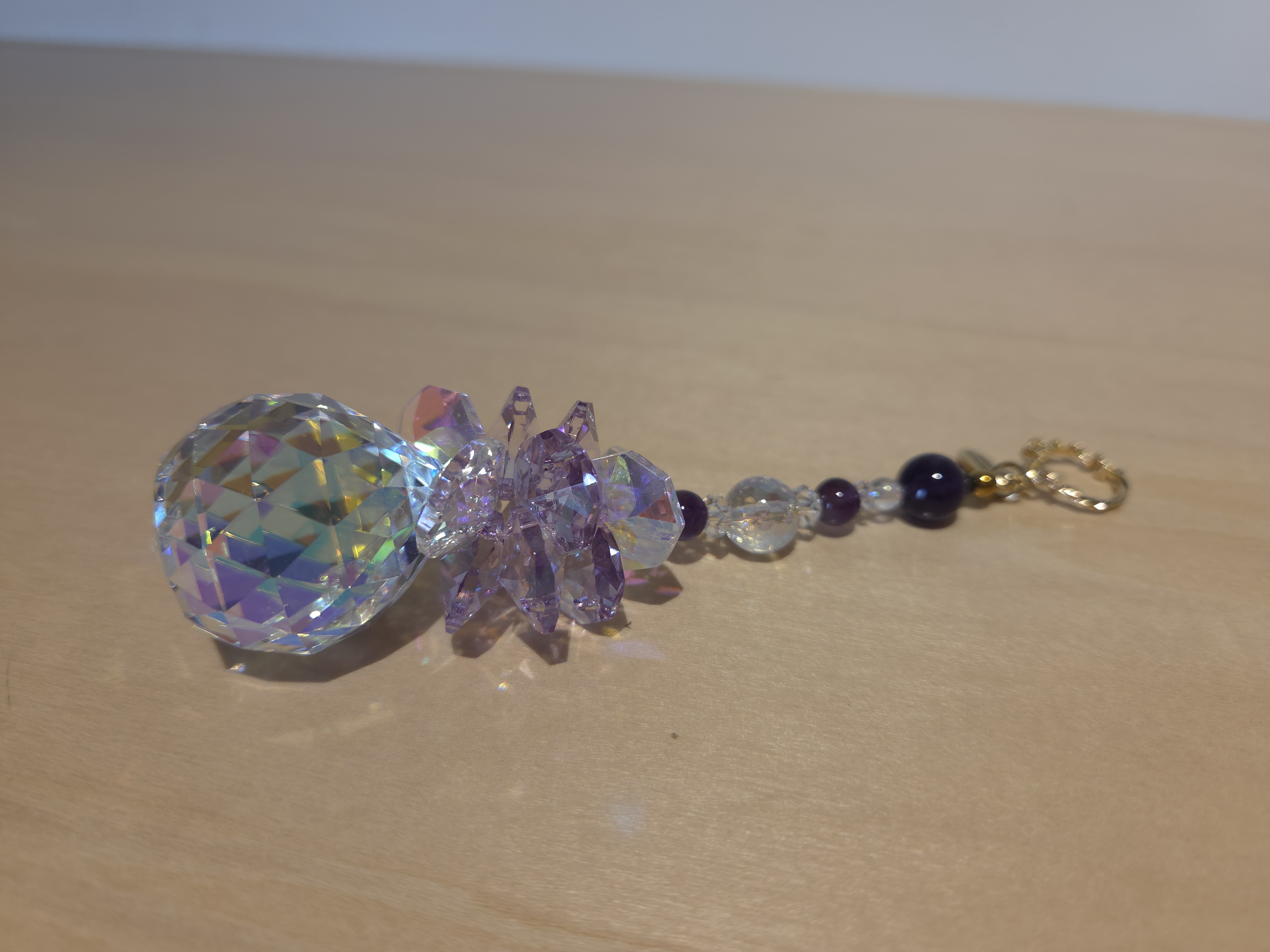 サンキャッチャー（山幸） 北海道 池田町 いけだワイン城 オリジナル クリスタル インテリア 窓飾り 天然石 クリスタル アクセサリー ギフト