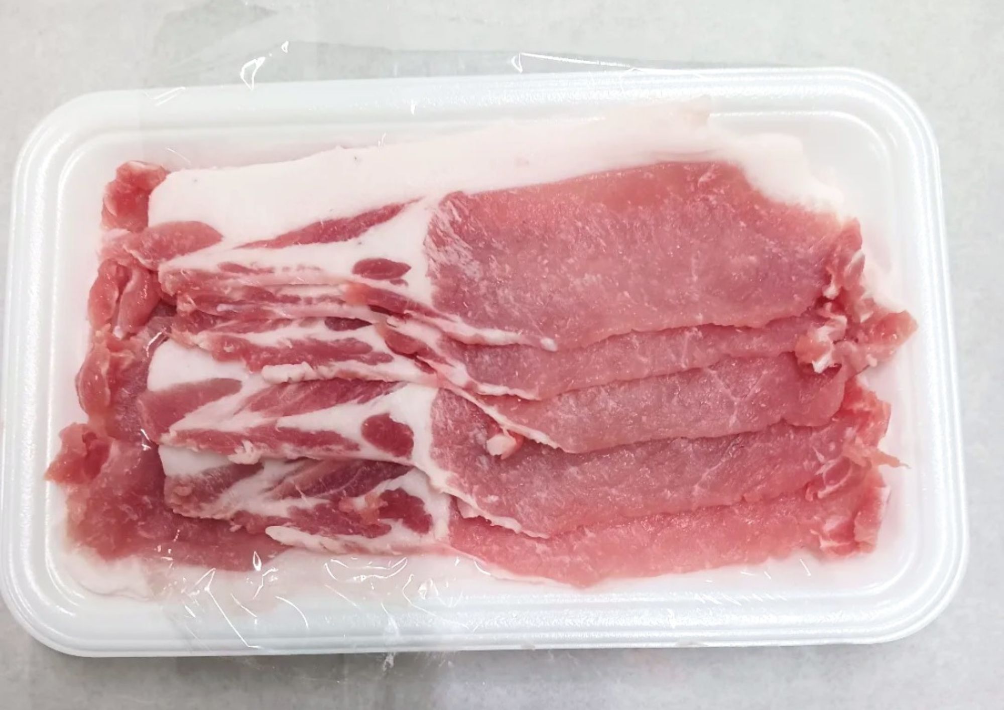 北海道 黒豚焼肉Aセット2400g・ハンバーグ8個付 ロース 肩ロース バラ モモ ハンバーグ 冷凍 小分け 黒豚 豚肉 お肉 肉 