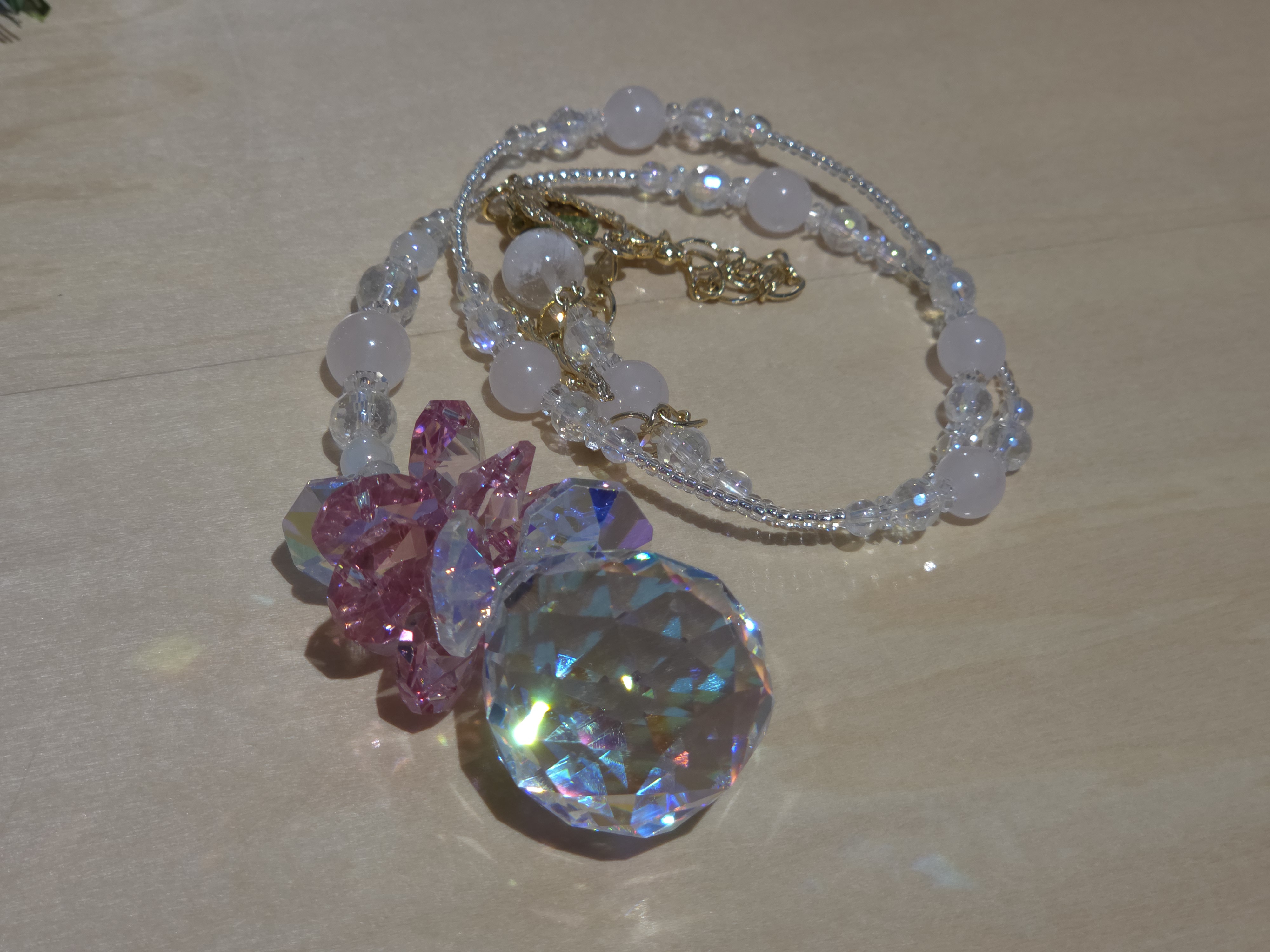 サンキャッチャー（清見蝦夷山桜） お部屋用 北海道 池田町 いけだワイン城 オリジナル クリスタル インテリア 窓飾り 天然石 クリスタル アクセサリー ギフト