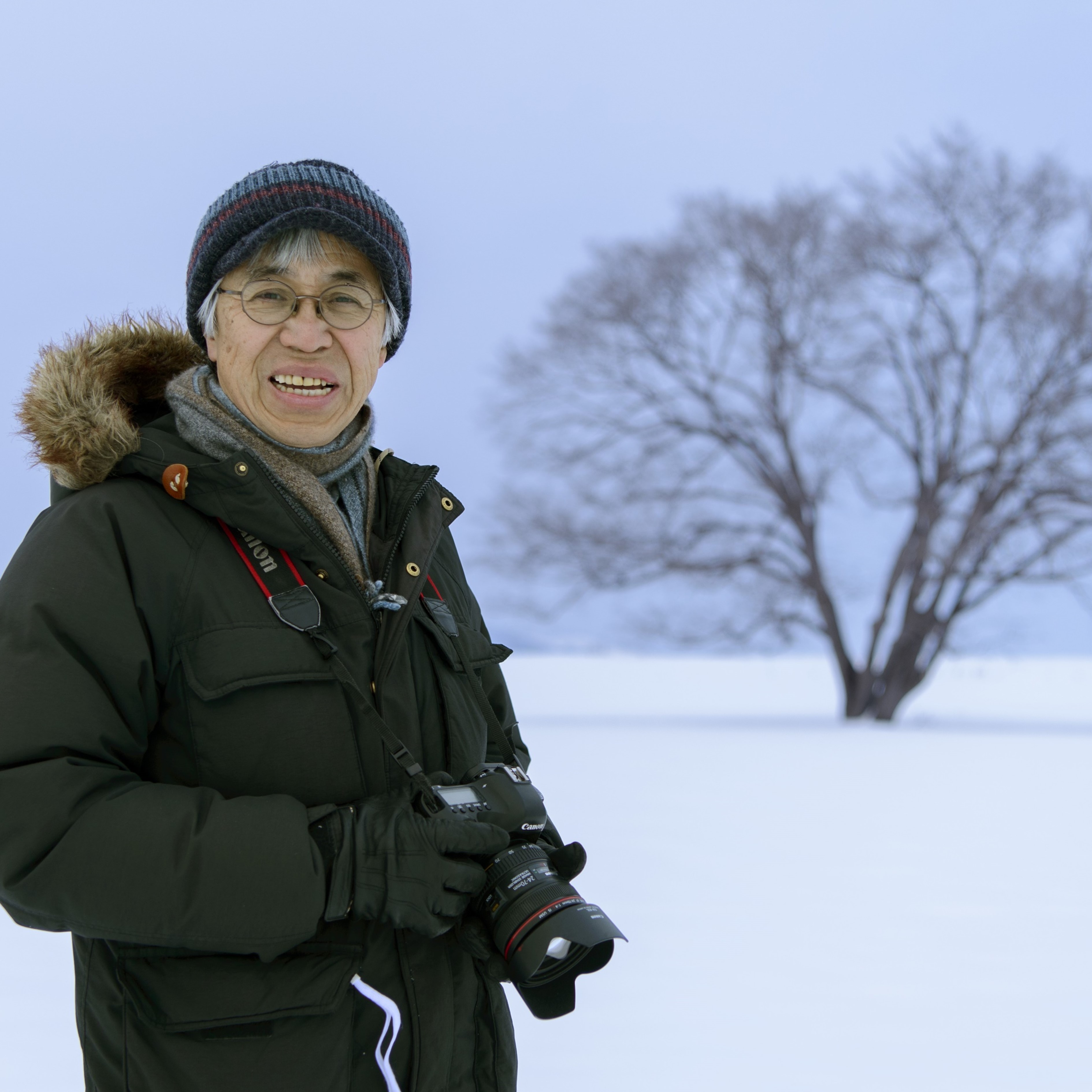 人生の幸せを日常に飾る ～アニバーサリーフォト撮影プラン～ 北海道 十勝 豊頃町 はるにれの木 結婚記念 成人記念 家族写真