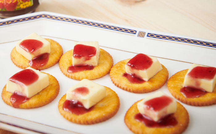 種なし 手作り木苺ジャム 110g×5個《足寄町》【NPO法人あしょろ観光協会】ジャム じゃむ いちごジャム 苺 イチゴ いちご 朝食 トースト パン ヨーグルト シリアル ギフト 加工品 北海道産 あしょろ 北海道 [BEAE013]