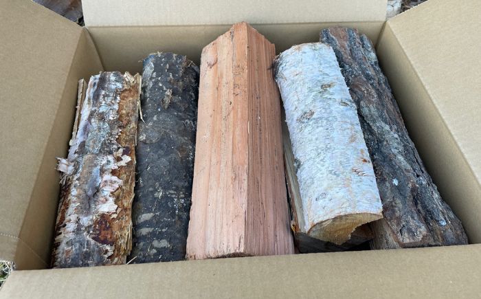 北海道 あしょろの薪（ミックス樹種） 約20kg《足寄町》【合同会社tetote】 [BEBD002]