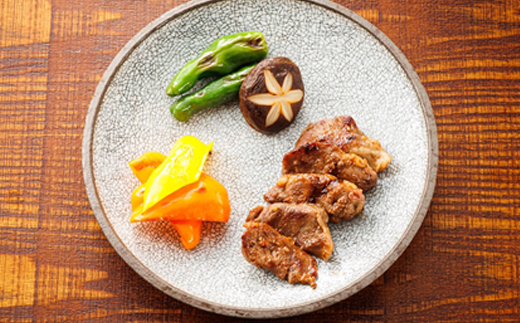 【定期便 6ヶ月連続】 国産 豚ハラミ 1kg（200g×5パック） | 味付き 特性オリジナル タレ味 | 小分け 豚肉 豚 ホルモン ハラミ 国産 焼肉 焼き肉 アウトドア キャンプ BBQ bbq 手切り 一人暮らし セット おかず 焼肉食材専門店 トリプリしおた 北海道 釧路町 釧路超 特産品