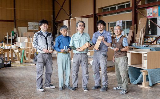 鉋型スマートフォンスピーカー「かおん」 小 | 木製スピーカー スピーカー スマホスタンド 置くだけ 電源不要 スマホスピーカー 木製 北海道 釧路町 釧路超 特産品