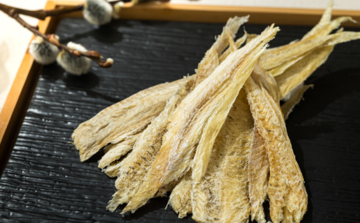 【12/21まで年内お届け】むしりこまい 65g×2個セット | 北海道産 氷下魚（こまい）の乾物 魚干物 魚介類 海鮮 絶品 人気 笹谷商店 直営 釧之助本店 高級 年内配送 年内発送 北海道 釧路町 釧路超 特産品