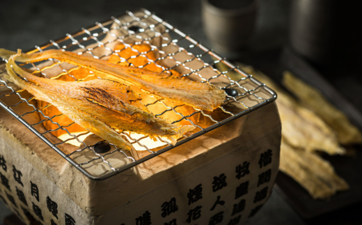 【12/21まで年内お届け】むしりこまい 65g×2個セット | 北海道産 氷下魚（こまい）の乾物 魚干物 魚介類 海鮮 絶品 人気 笹谷商店 直営 釧之助本店 高級 年内配送 年内発送 北海道 釧路町 釧路超 特産品