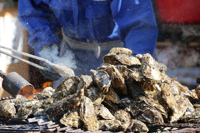 厚岸町のプロがあなたにお勧めの返礼品を選びます 厚岸町 コンシェルジュ 寄り添いふるさとセレクト 50万