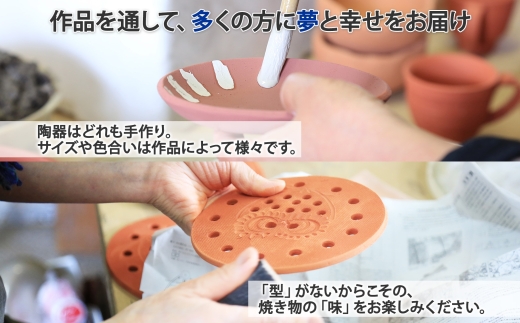 1831. 職人 手作り シマエナガ 箸置き 2個 セット しまえなが モチーフ かわいい 食卓 工芸品 民芸品 陶芸 焼き物 川湯温泉 送料無料 北海道 弟子屈町 5000円