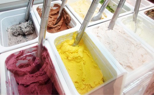 499.ソフトクリーム カップ アイス 食べ比べ 14個 ミルク みるく イチゴ いちご セット 手作り 北海道 弟子屈町