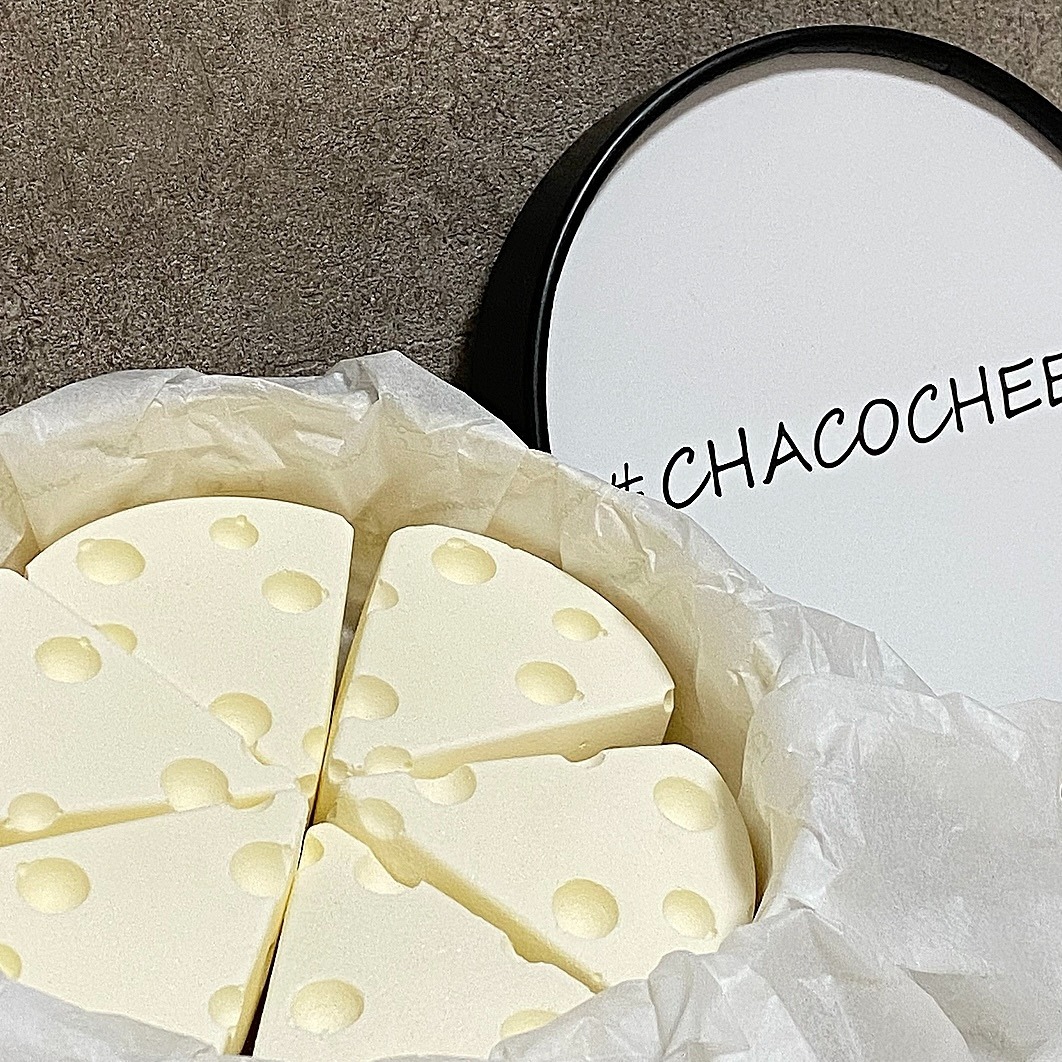 【定期便】ホワイトチョコ レアチーズケーキ 2ホール(直径15cm) × 2ヵ月【全2回】 #CHACOCHEE
