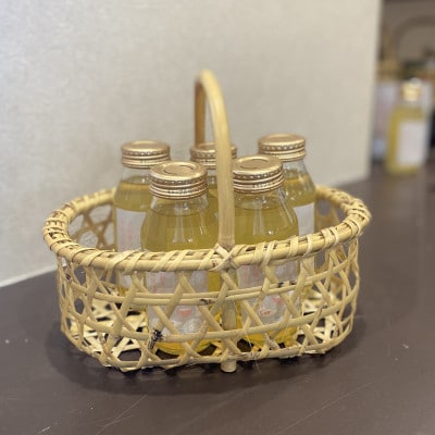 津軽竹籠と水を一滴も使わない丸絞りりんごジュース5本セット【1670505】