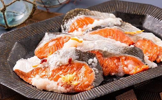 飯寿しセット(紅鮭 200g&にしん 300g)【配送不可地域：離島】【1657197】