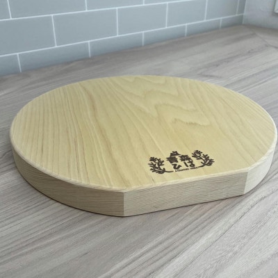 丸型青森ヒバ まな板(約29cm×約27.5cm/厚さ 約2.7cm)【1148906】