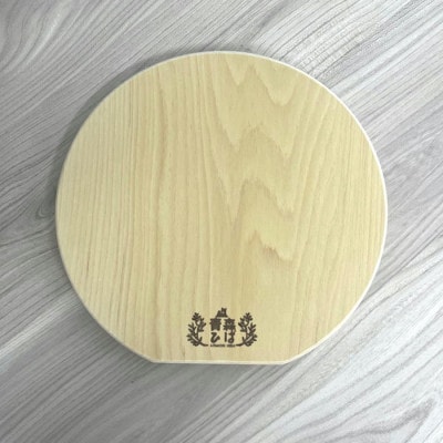 丸型青森ヒバ まな板(約29cm×約27.5cm/厚さ 約2.7cm)【1148906】