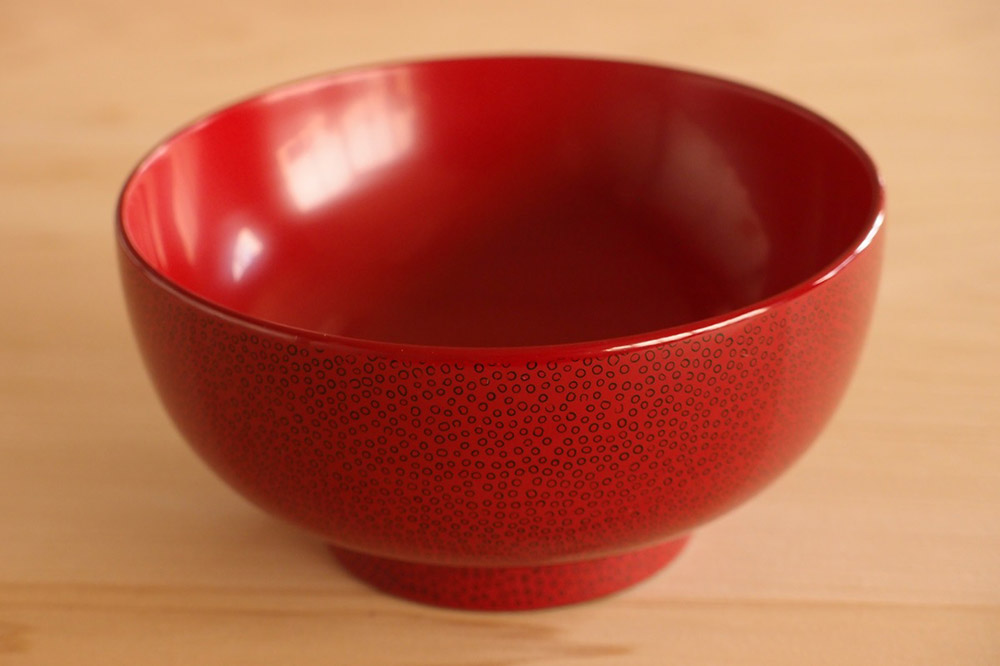 津軽塗 夫婦汁椀【七々子塗 黒（赤種）・赤（黒種）】 [うるし塗り おしゃれ かわいい つがる塗り つぶつぶ ドット 可愛い 工芸品 弘前 七々子塗 漆器 水玉 青森 茶わん 茶碗 津軽 津軽塗 柄 和食器 ペア 夫婦]