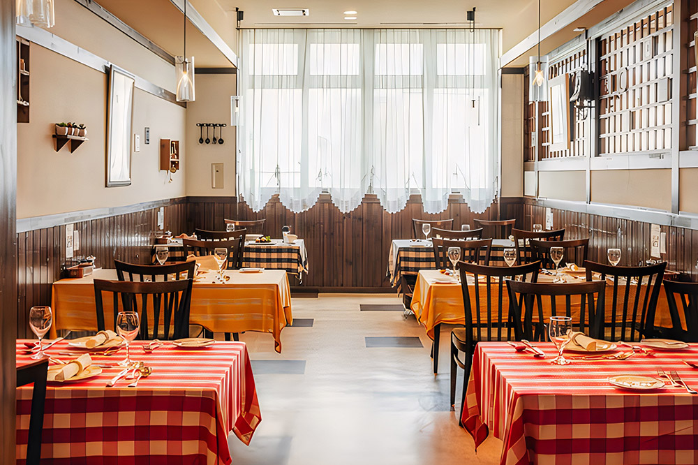 シェ・モア お食事券 1万円分（1,000円券×10枚）