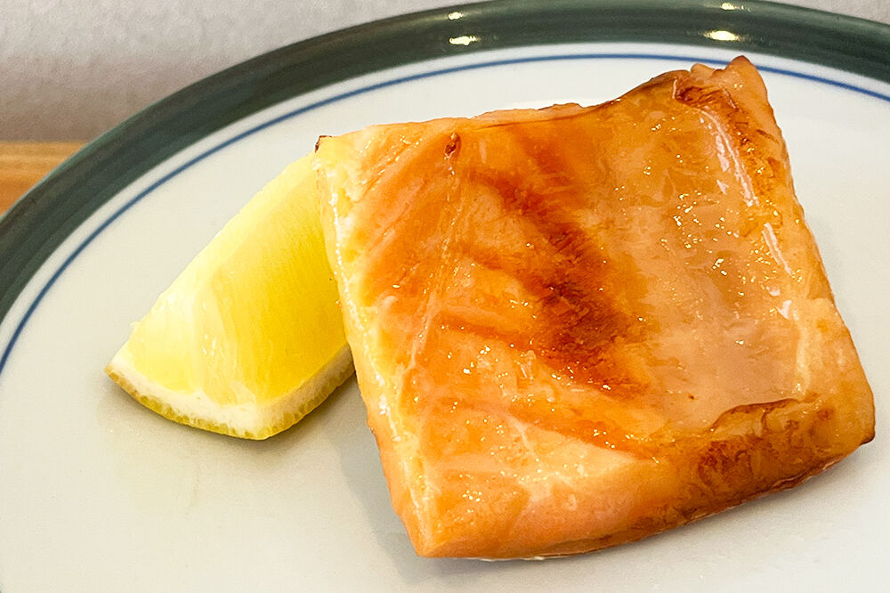 純米大吟醸ねり粕100％使用 豊盃酒粕漬け2種【銀鱈・銀鮭】各3切れ入り 各2パック 冷凍 クール便 日本料理 山口 青森県 弘前市 [酒粕漬け 純米大吟醸 焼き魚]