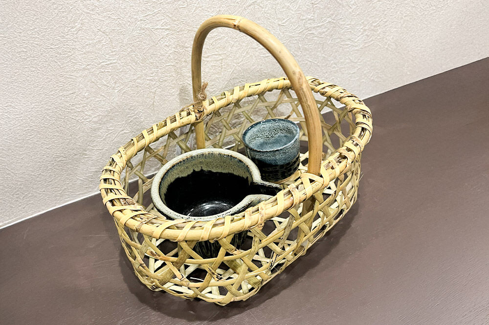 お猪口 片口 竹籠 津軽焼 お猪口・片口と竹籠セット（各1個）工芸品 青森県弘前市 草邑