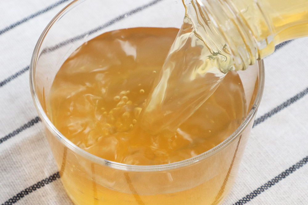 ストレートりんごジュース サンふじ 180ml×10本セット 青森県弘前市産りんご果汁100％ みらいファーム・ラボ 株式会社 小栗山農園