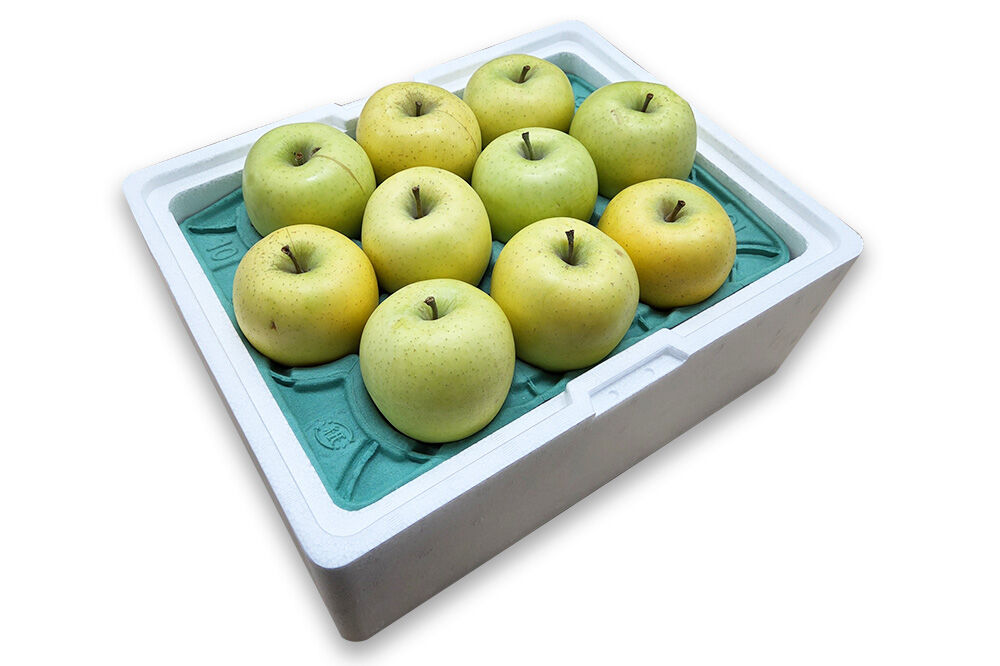 【26年5月クール便発送】りんご シナノゴールド【訳あり】約3kg【CA貯蔵】キタエアップル [不揃い 規格外 アップル 産地直送 青森県 弘前市 詰め合わせ セット 果物 フルーツ 林檎 リンゴ くだもの]