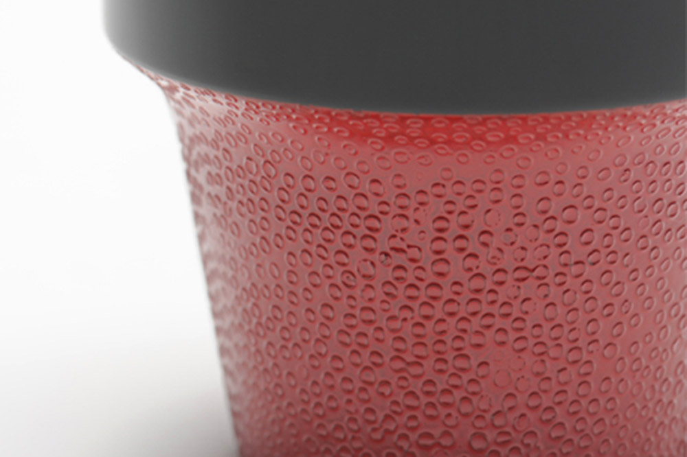 aeru 津軽塗りの こぼしにくい【コップ】（赤七々子塗り微粒面）食器 津軽塗 湯呑 湯呑み 湯のみ ぐい呑み ベビー 赤ちゃん 子供 介護 高齢者 プレゼント ベビー用品 ベビー食器 こども食器 おしゃれ 津軽塗り 工芸品 青森 青森県