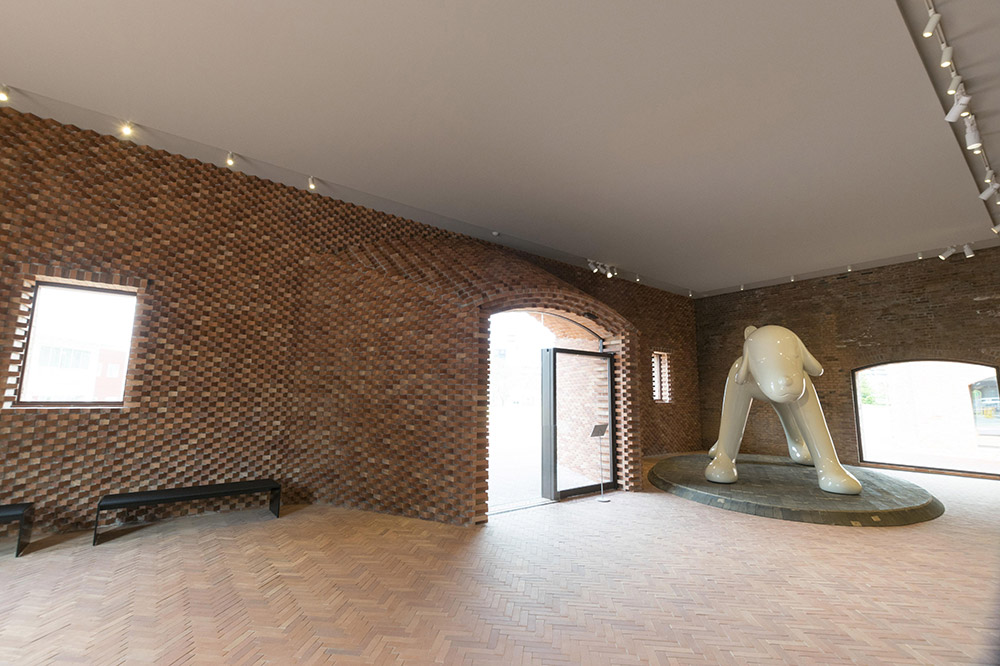 ãã¿ã¯ã·ãŒã§ããããç§»åãçå°ååŒåããããŸã€ãèŠåŠãã¢ãŒ 3åæ§ãæåŸ