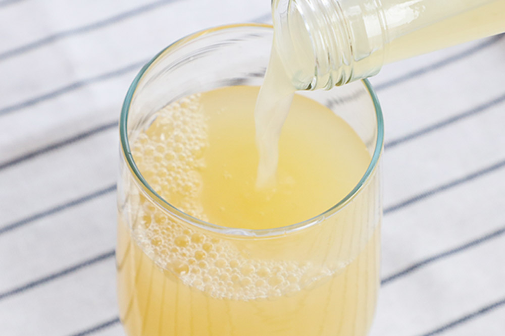 ããããžã¥ãŒã¹é£²ã¿æ¯ã¹ã»ããïŒåäžåçš®Ã2æ¬ãåžå°åçš®ãã¬ã³ãÃ2æ¬ïŒé森 åŒå ãªã³ãŽãžã¥ãŒã¹ ãããã çŸå³ åžå° ãã¬ã³ã