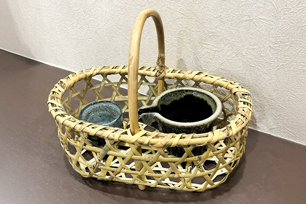 お猪口 片口 竹籠 津軽焼 お猪口・片口と竹籠セット（各1個）工芸品 青森県弘前市 草邑