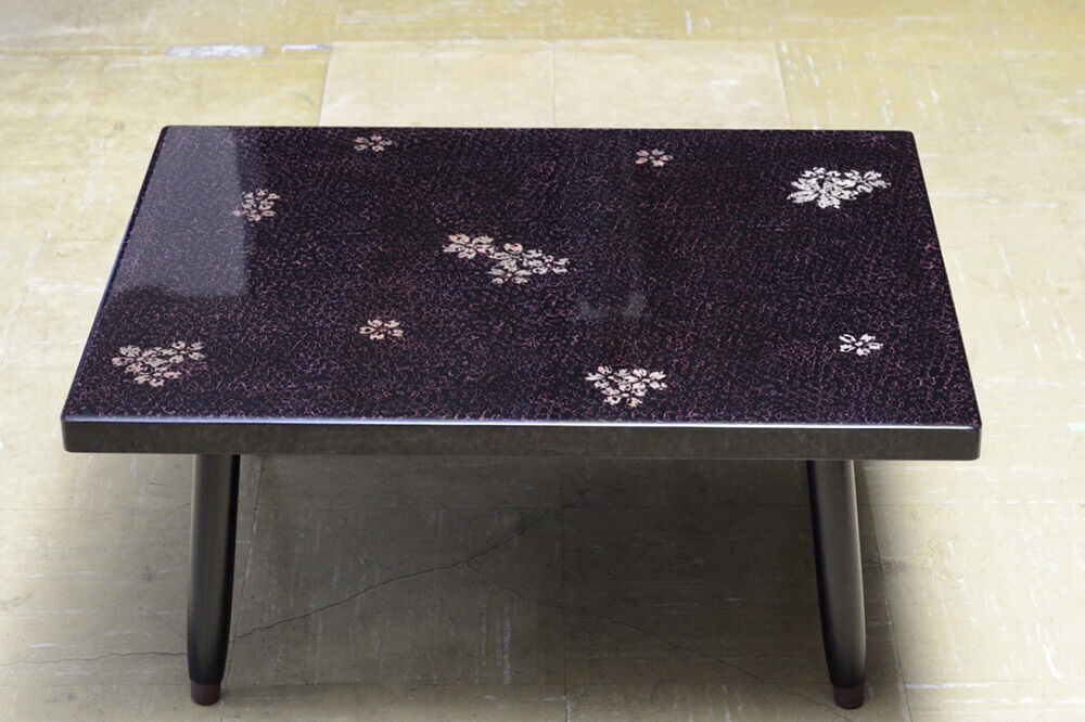 津軽塗 折足テーブル 紫塗込／葉桜  伝統工芸 漆器 青森 おしゃれ お祝い テーブル 家具 インテリア [うるし塗り つがるぬり つがる塗り 漆器 青森 津軽 津軽塗]