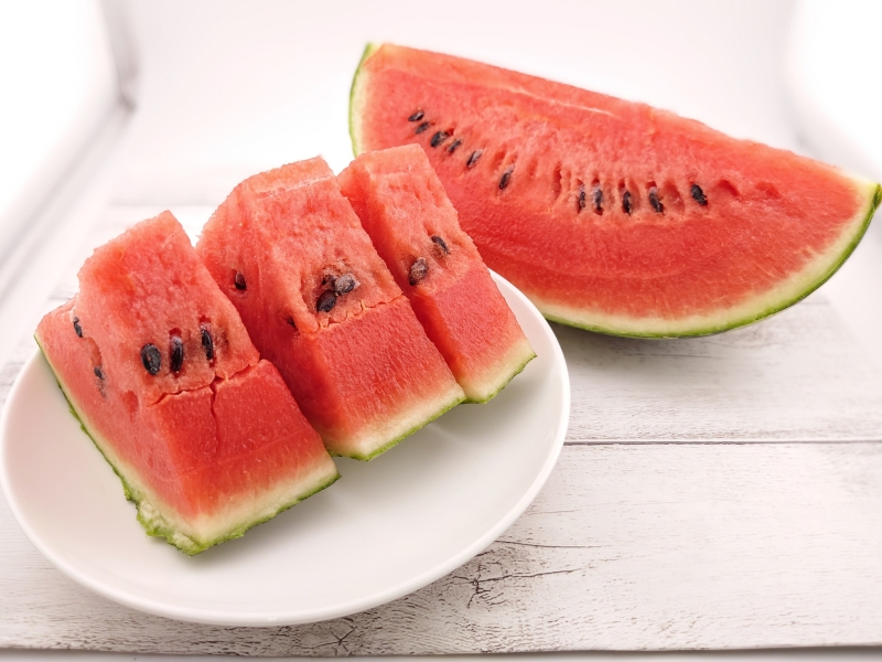 【先行予約】小玉すいか 3玉 姫甘泉（2kg前後×3）【7月下旬以降順次発送予定】 フルーツ 西瓜 スイカ 小玉 青森県 五所川原市 果物 こだま 農家直送 家庭用