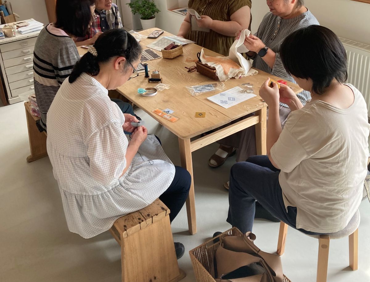 【体験型返礼品】 こぎん刺し 体験 1名分 ものづくり体験 三つ豆 津軽の伝統工芸こぎん刺し体験 青森県五所川原市