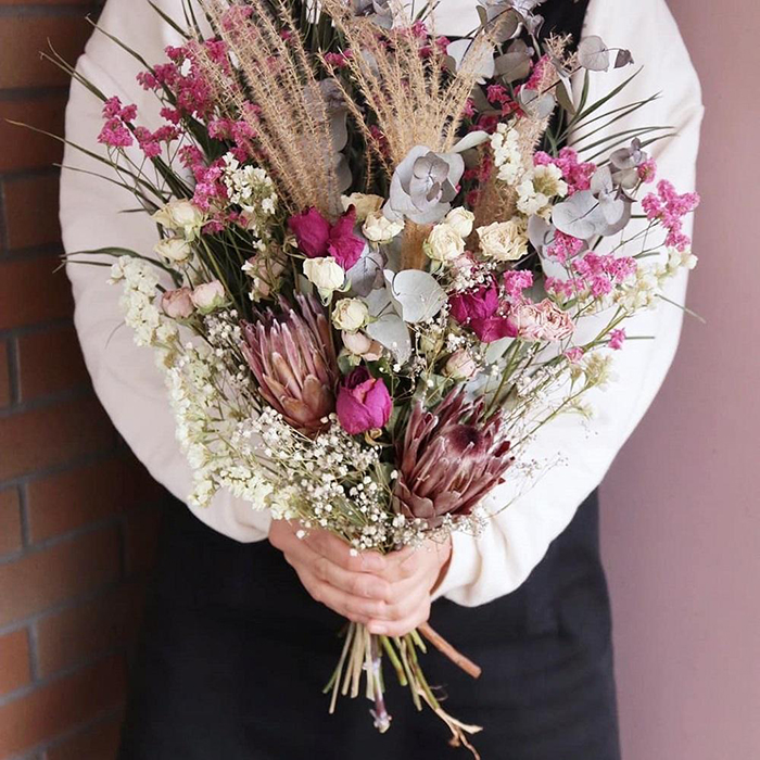 大人可愛いドライフラワー【田村フローリスト】 お花 植物 誕生日 結婚記念日 バレンタイン ホワイトデー 母の日 父の日 敬老の日 クリスマス ユーカリ カスミ草 