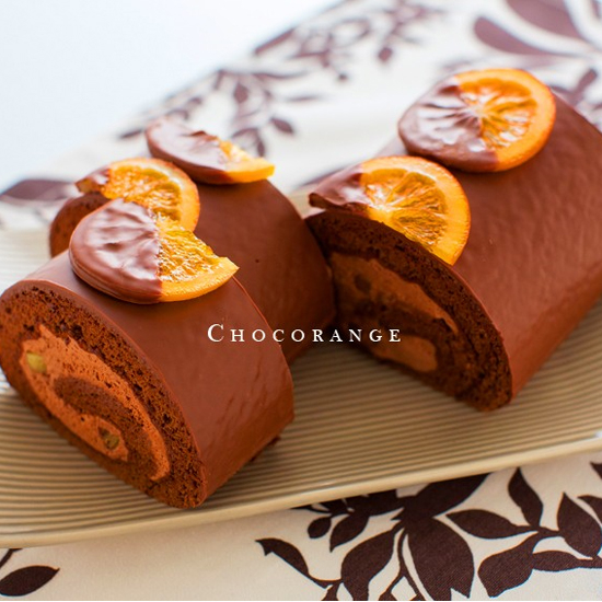 ショコランジュ ショコラキャンディロール ロールケーキ 各1本 セット オレンジ チョコレート チョコ スイーツ お菓子 洋菓子 生菓子 ケーキ 食べ比べ 濃厚 おやつ ティータイム 冷凍 お取り寄せ 人気 岩手県 盛岡市 東北 岩手 盛岡 株式会社花月堂